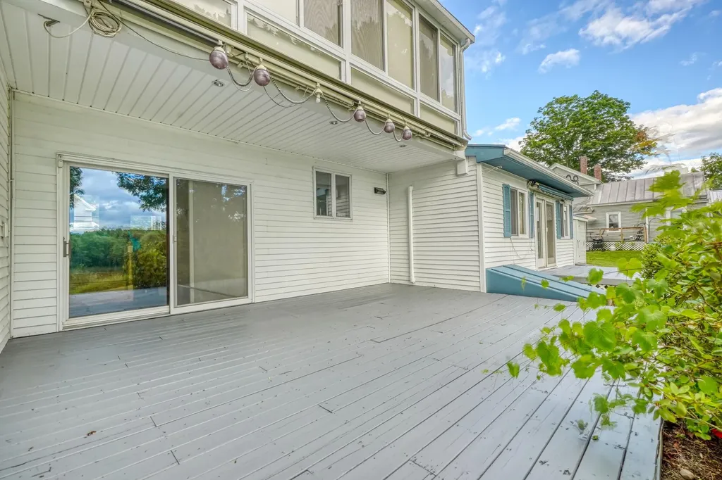 28 Belgrade Road Oakland ME 04963