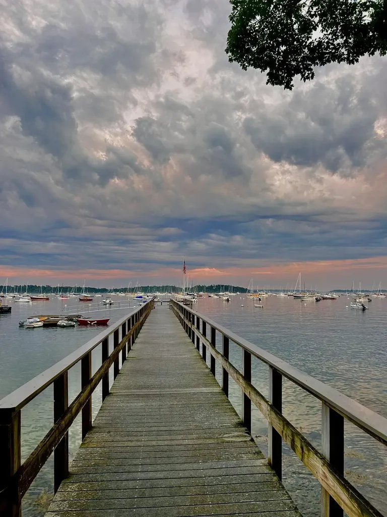 199 Foreside Road Falmouth ME 04105