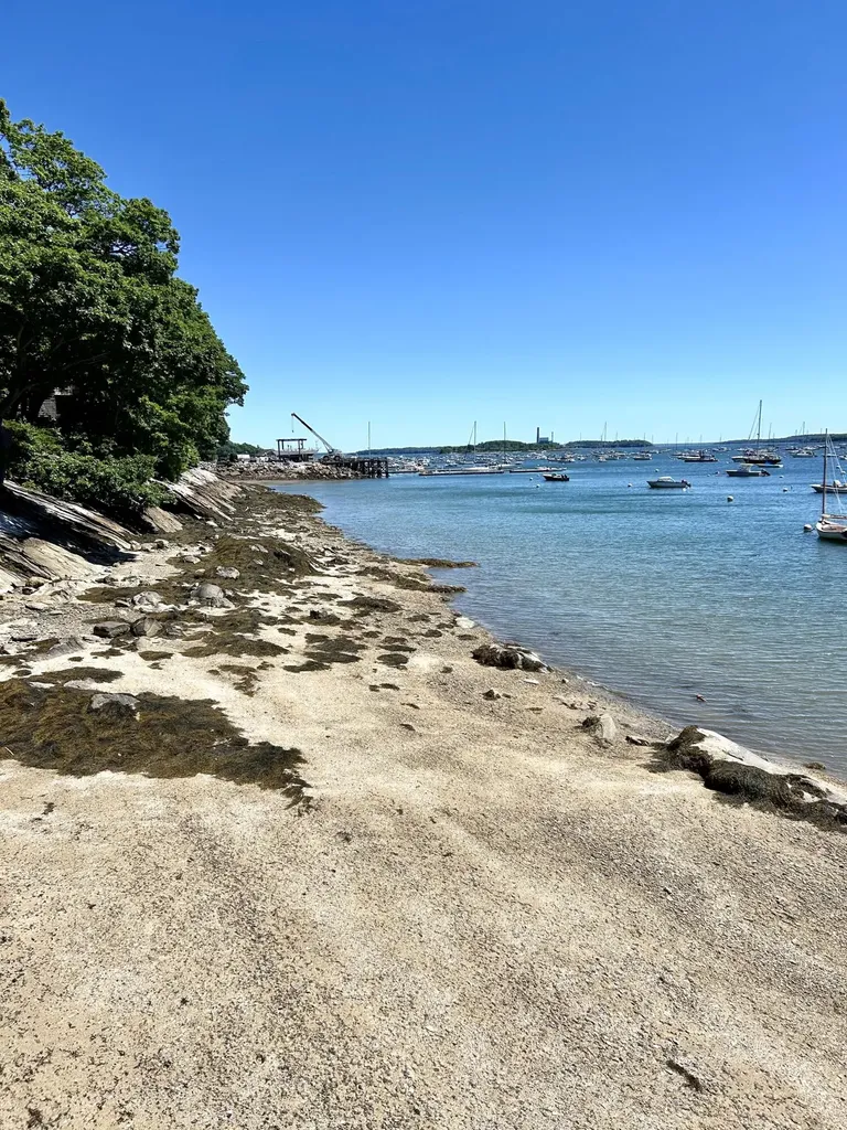 199 Foreside Road Falmouth ME 04105