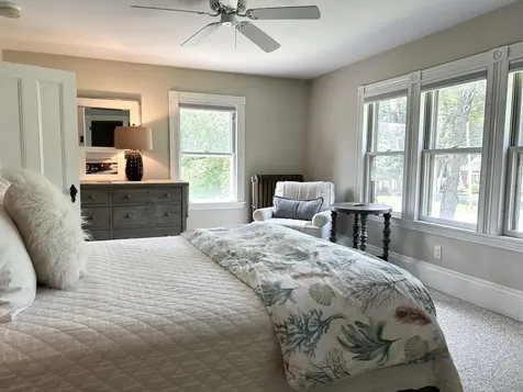 199 Foreside Road Falmouth ME 04105