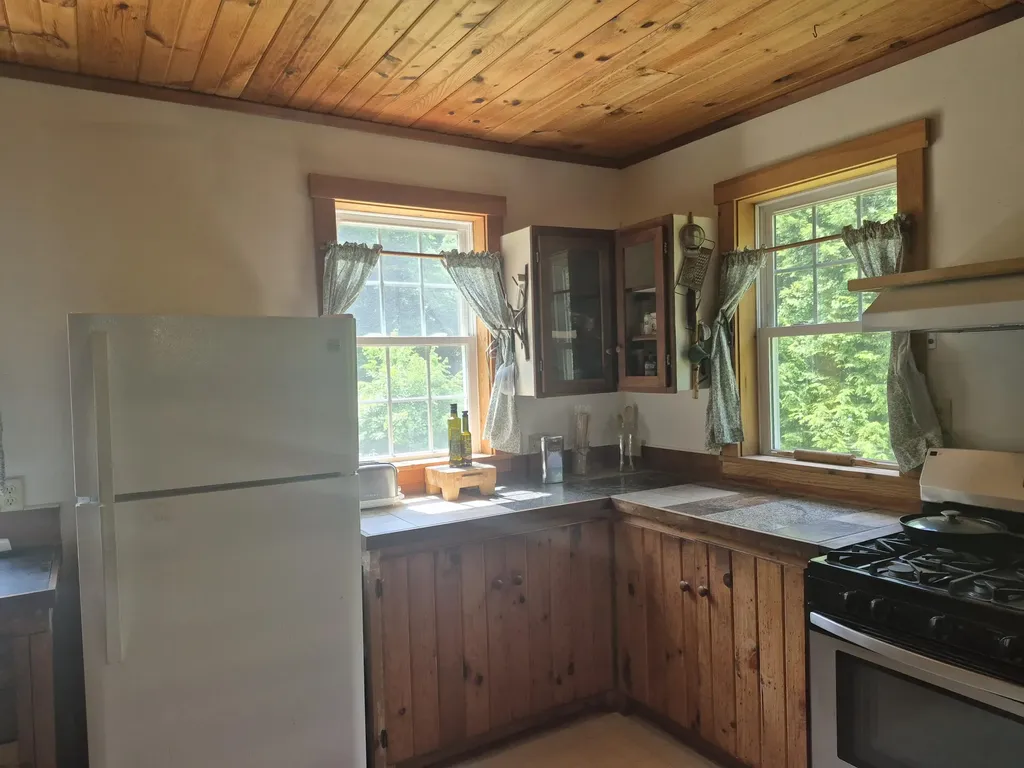 192 Dutch Gap Road Chesterville ME 04938