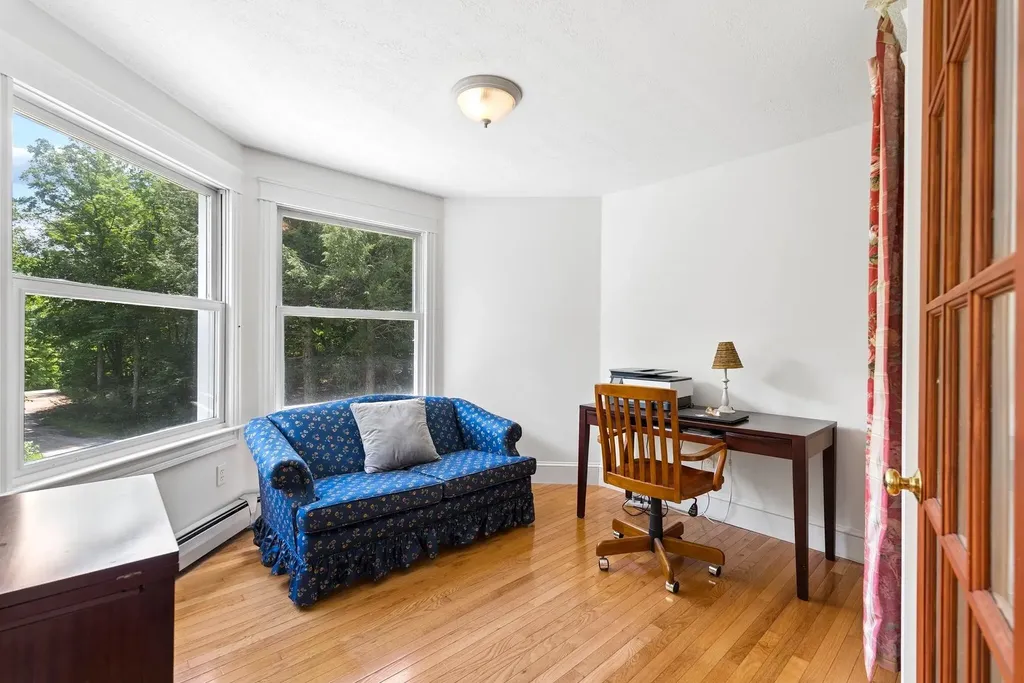 28 Castle Hill Road North Yarmouth ME 04097