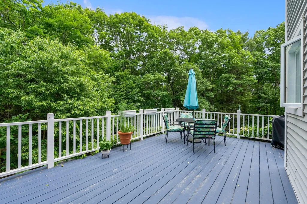 28 Castle Hill Road North Yarmouth ME 04097