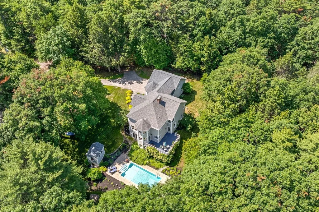 28 Castle Hill Road North Yarmouth ME 04097