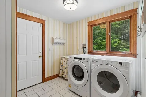 28 Castle Hill Road North Yarmouth ME 04097