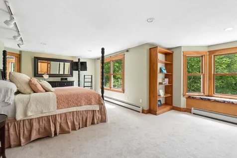 28 Castle Hill Road North Yarmouth ME 04097