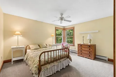 28 Castle Hill Road North Yarmouth ME 04097