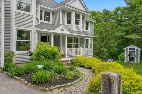 28 Castle Hill Road North Yarmouth ME 04097