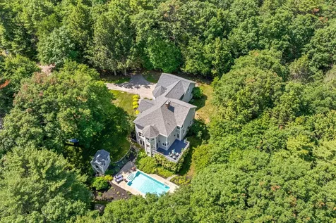 28 Castle Hill Road North Yarmouth ME 04097