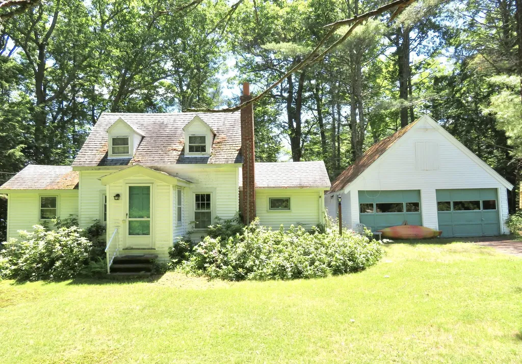22 Dow Lane Windham ME 04062