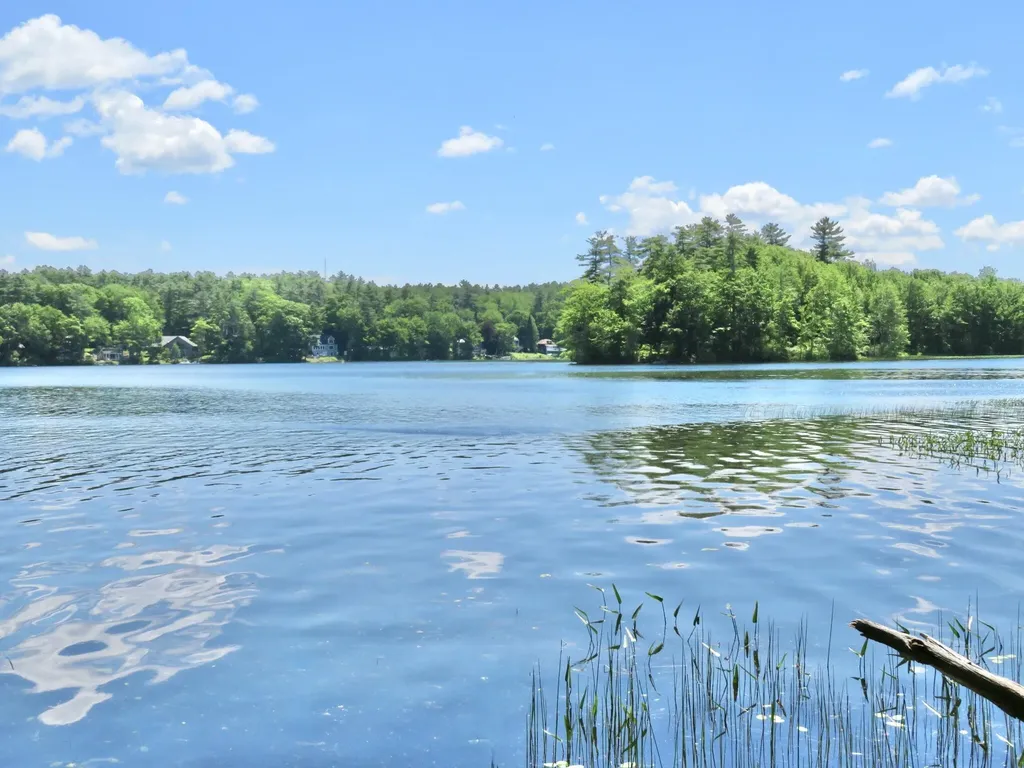 22 Dow Lane Windham ME 04062