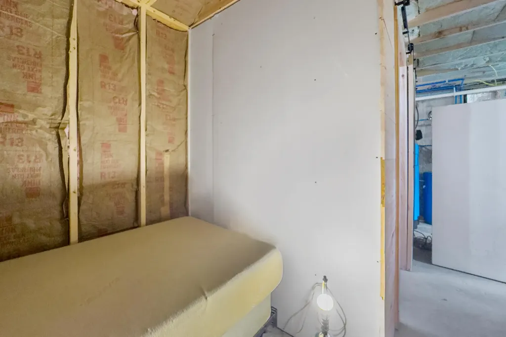 135 Salt Pond Road Cushing ME 04563