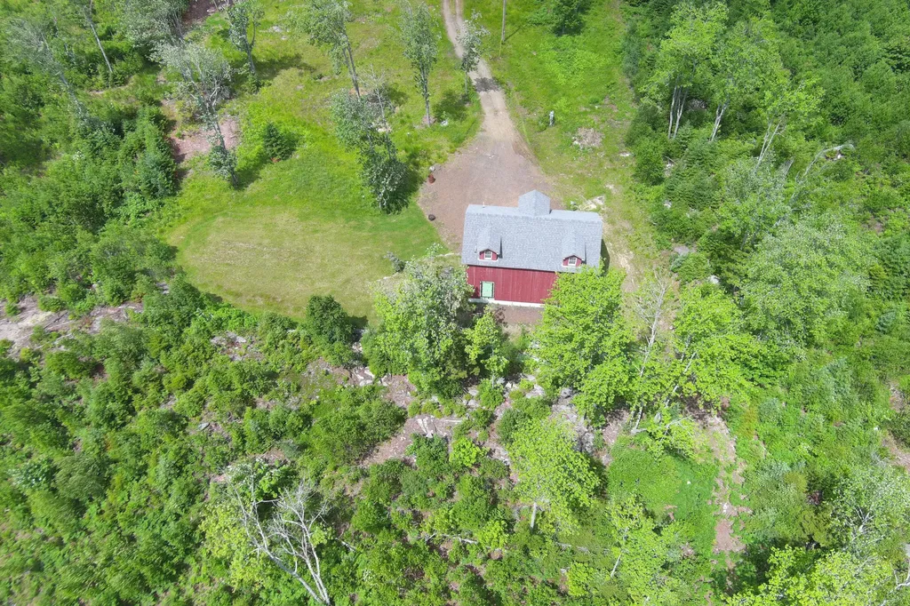 135 Salt Pond Road Cushing ME 04563