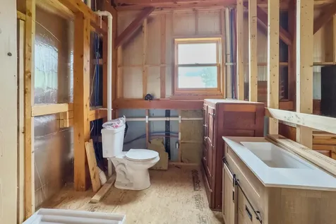 135 Salt Pond Road Cushing ME 04563