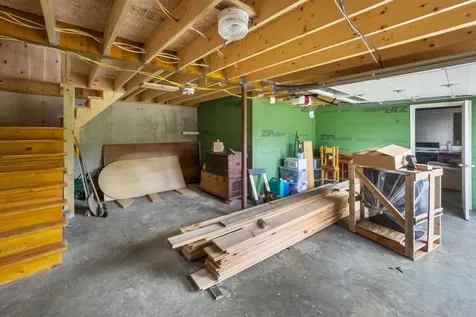 135 Salt Pond Road Cushing ME 04563