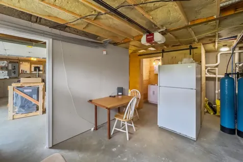 135 Salt Pond Road Cushing ME 04563