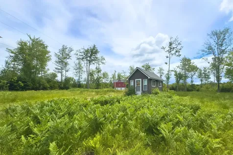 135 Salt Pond Road Cushing ME 04563