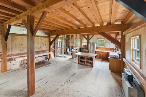 135 Salt Pond Road Cushing ME 04563