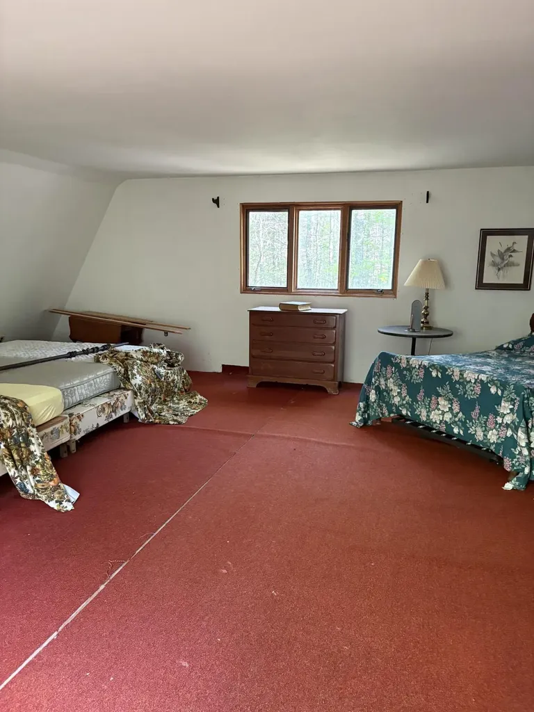 237 Rock Schoolhouse Road Bristol ME 04539