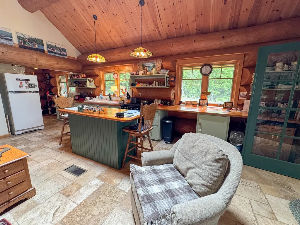 123 Eagle Point Road T40 Md ME 04418