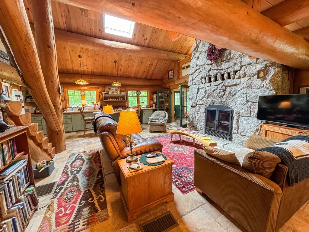 123 Eagle Point Road T40 Md ME 04418