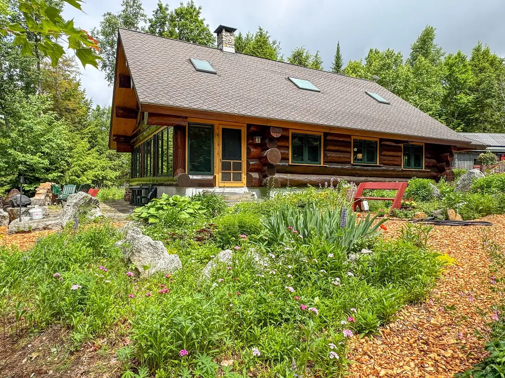 123 Eagle Point Road T40 Md ME 04418