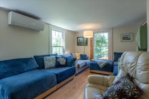 8 Old Austin Road Newcastle ME 04553