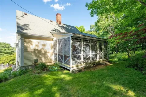 8 Old Austin Road Newcastle ME 04553