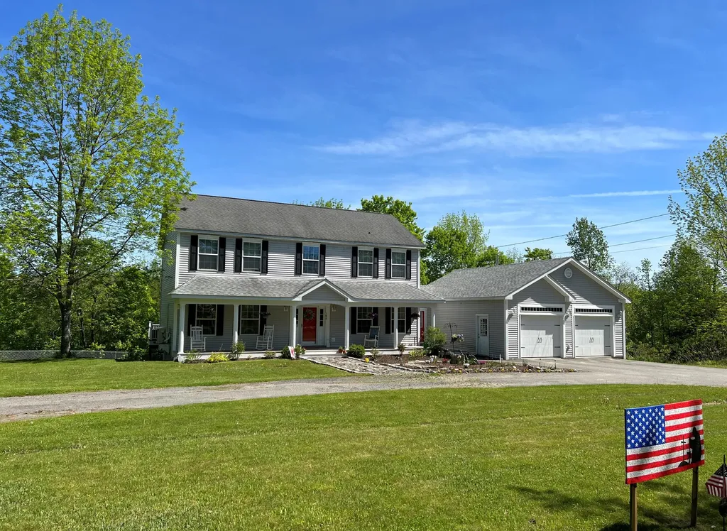 180 Hartland Road Saint Albans ME 04971