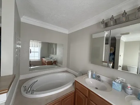 180 Hartland Road Saint Albans ME 04971