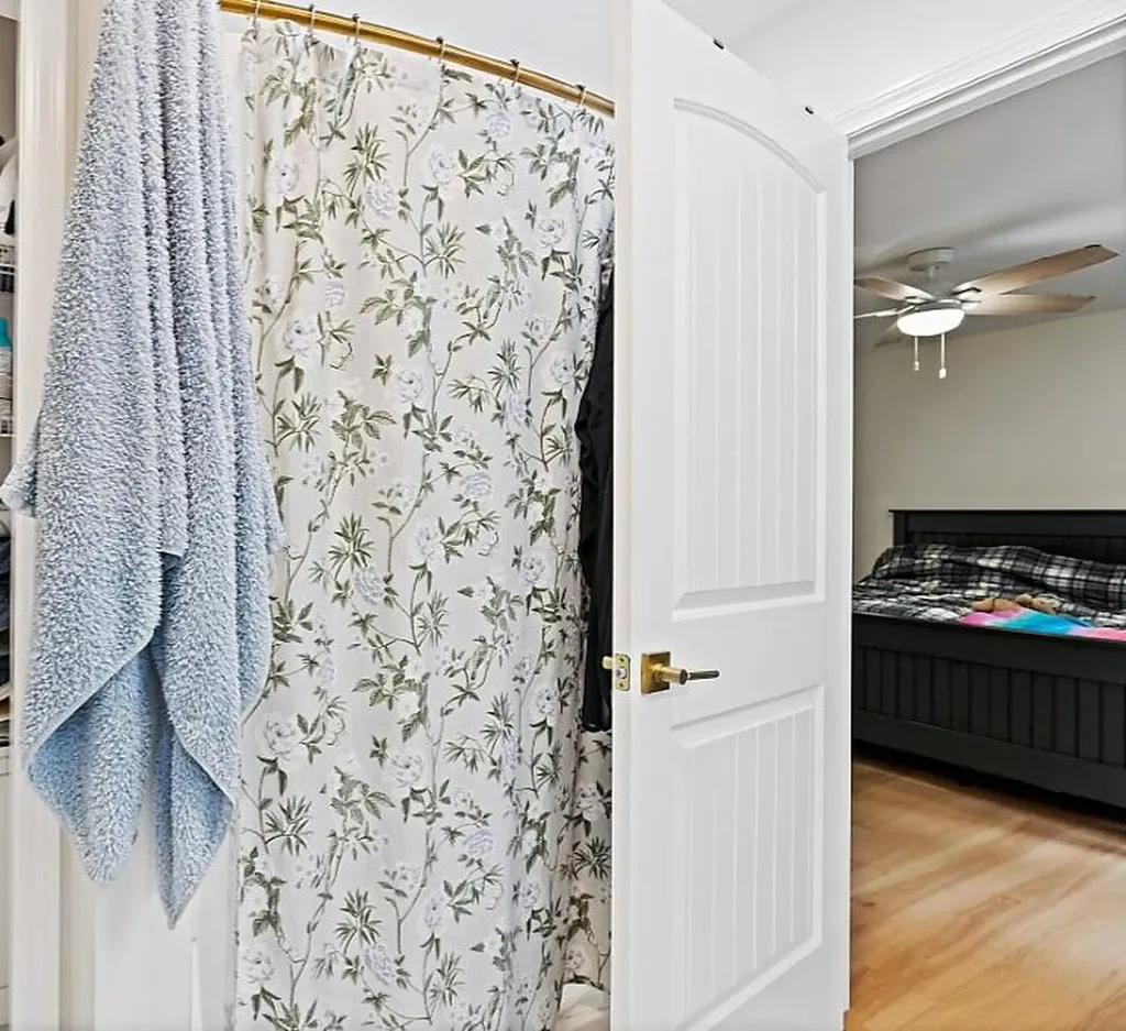 49 Lindsay Way Sidney ME 04330