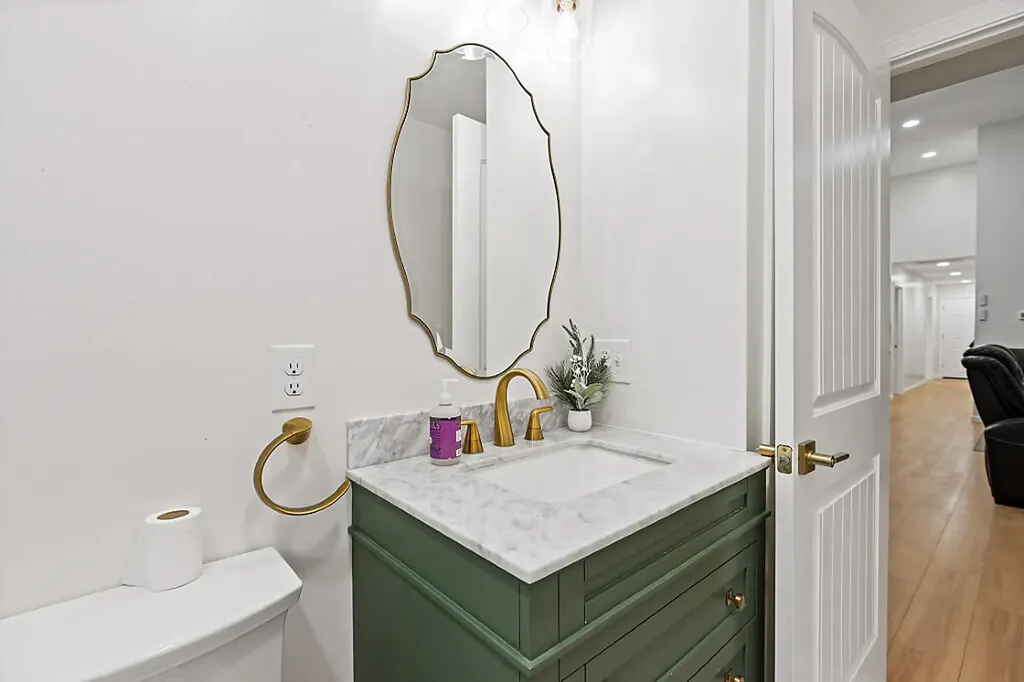 49 Lindsay Way Sidney ME 04330