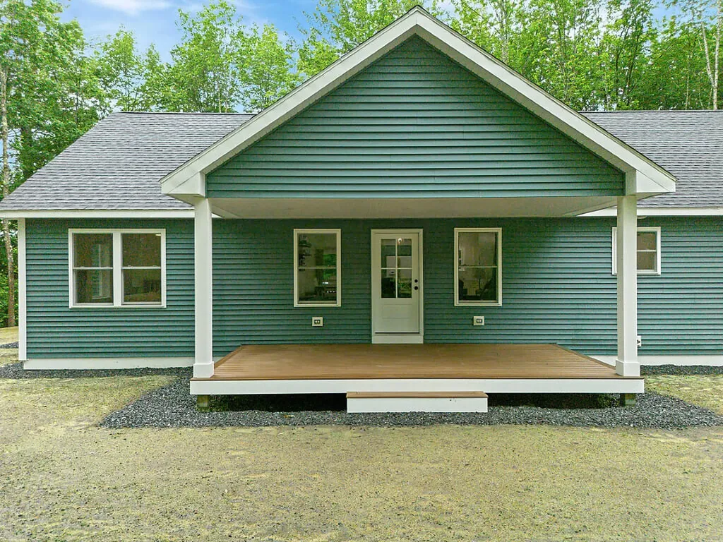 49 Lindsay Way Sidney ME 04330