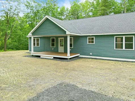 49 Lindsay Way Sidney ME 04330
