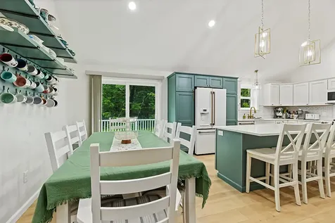 49 Lindsay Way Sidney ME 04330
