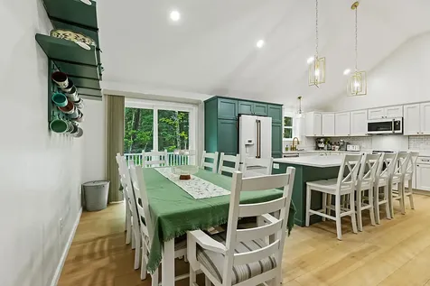 49 Lindsay Way Sidney ME 04330