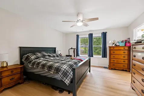 49 Lindsay Way Sidney ME 04330