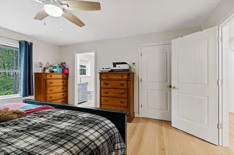 49 Lindsay Way Sidney ME 04330