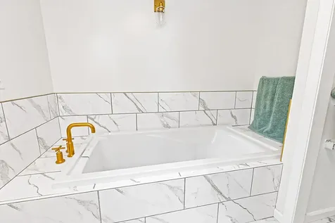 49 Lindsay Way Sidney ME 04330