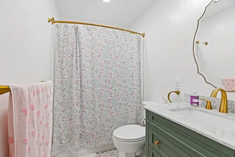 49 Lindsay Way Sidney ME 04330