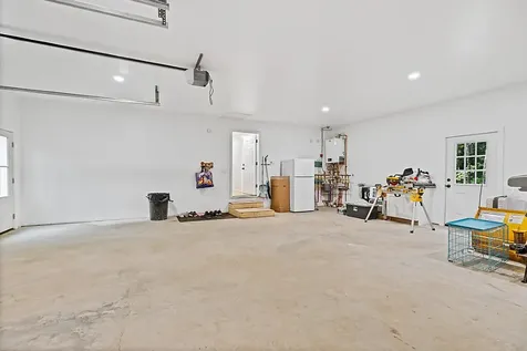 49 Lindsay Way Sidney ME 04330