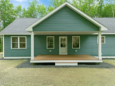 49 Lindsay Way Sidney ME 04330