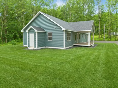 49 Lindsay Way Sidney ME 04330