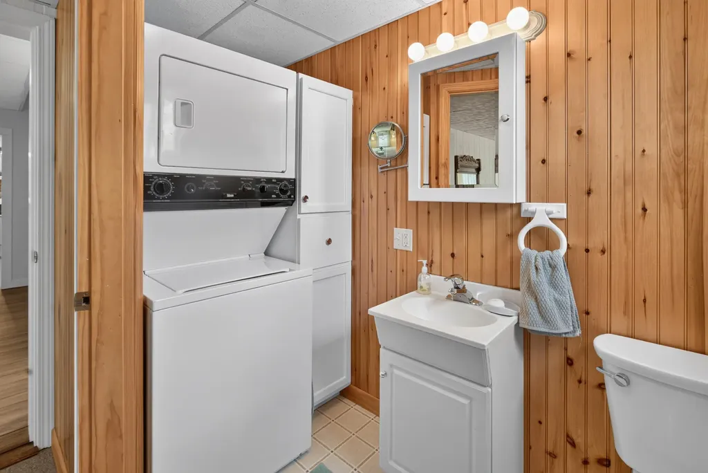 4 Knox Street Millinocket ME 04462