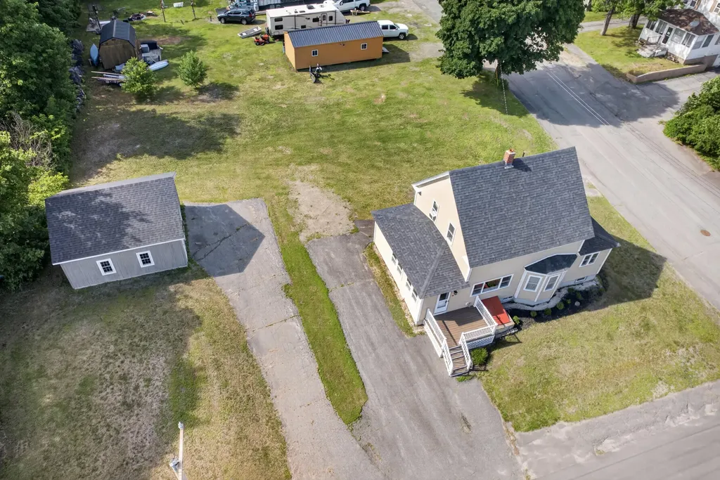 4 Knox Street Millinocket ME 04462