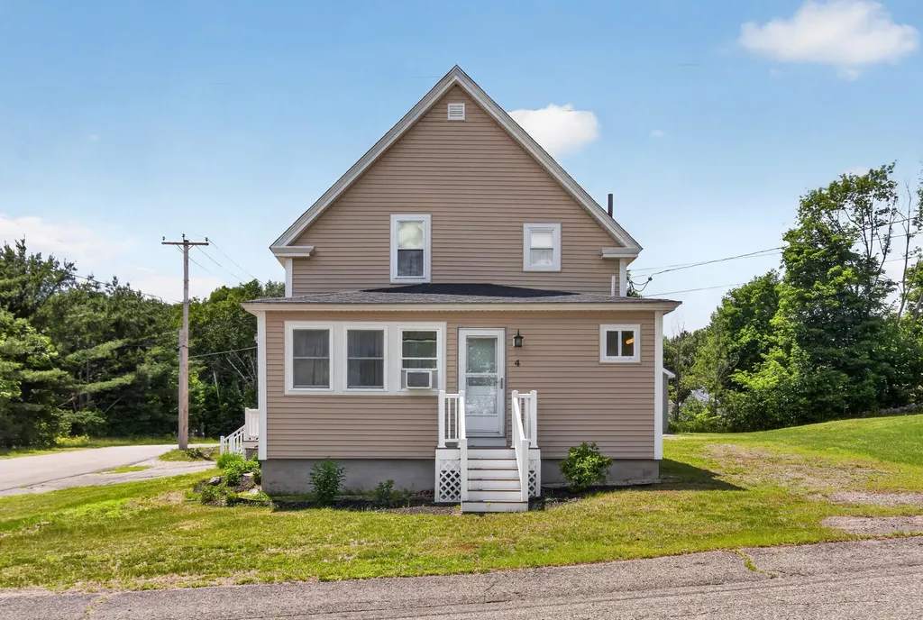 4 Knox Street Millinocket ME 04462