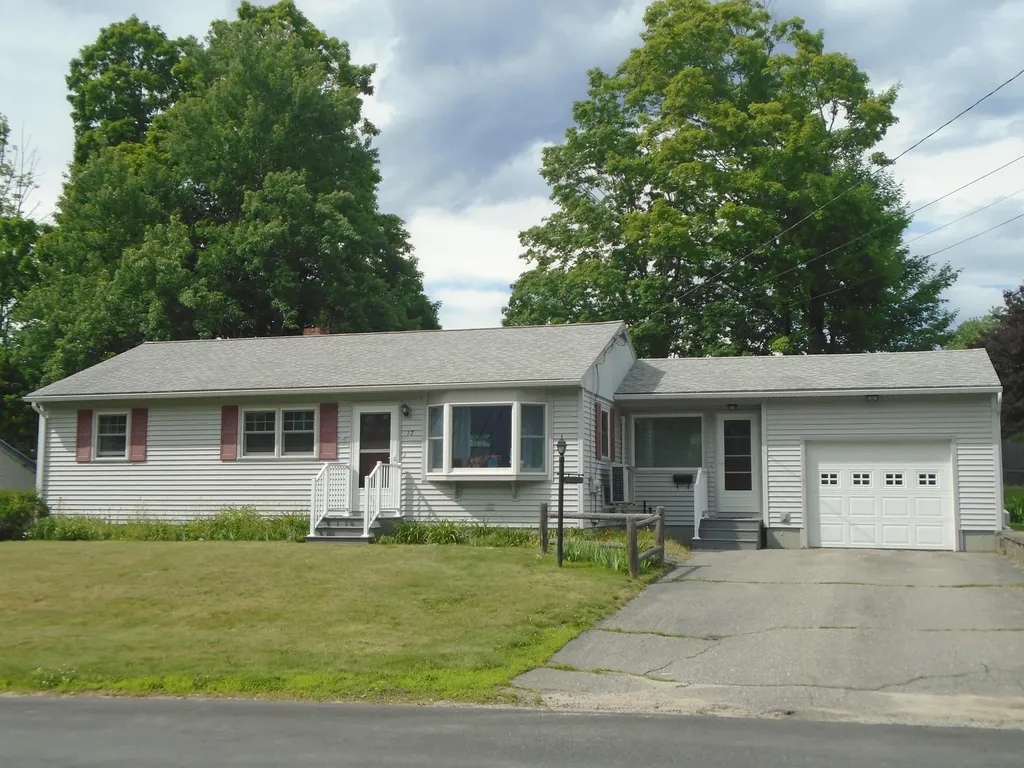 17 Sam Street Winslow ME 04901