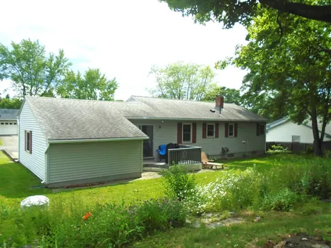 17 Sam Street Winslow ME 04901