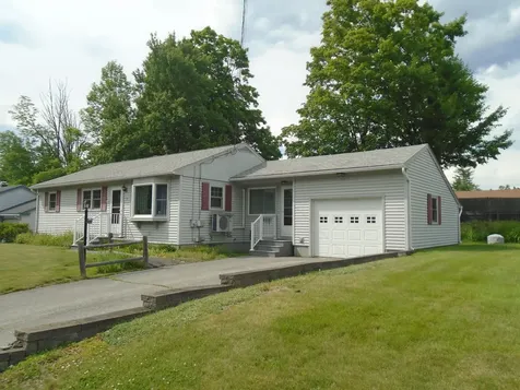17 Sam Street Winslow ME 04901
