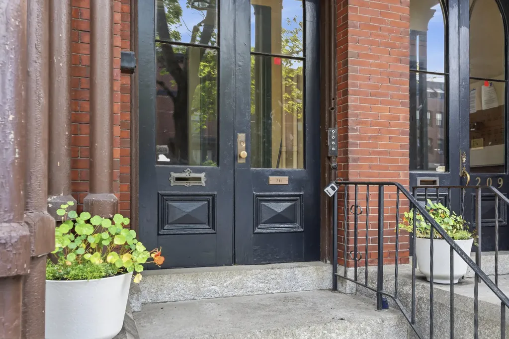 209-211 State Street Portland ME 04101